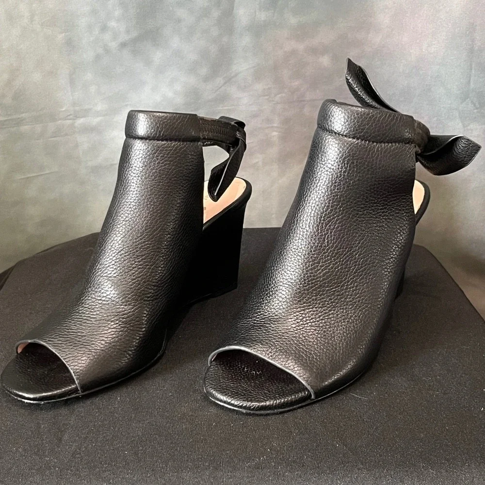 Kate Spade Black Pebbled Leather Peep Toe Wedge Sandals with Ankle Tie Size 8.5M